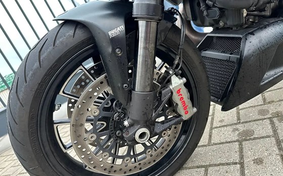 Gebrauchtmotorrad Ducati Diavel 1200 Dark - Bild 5