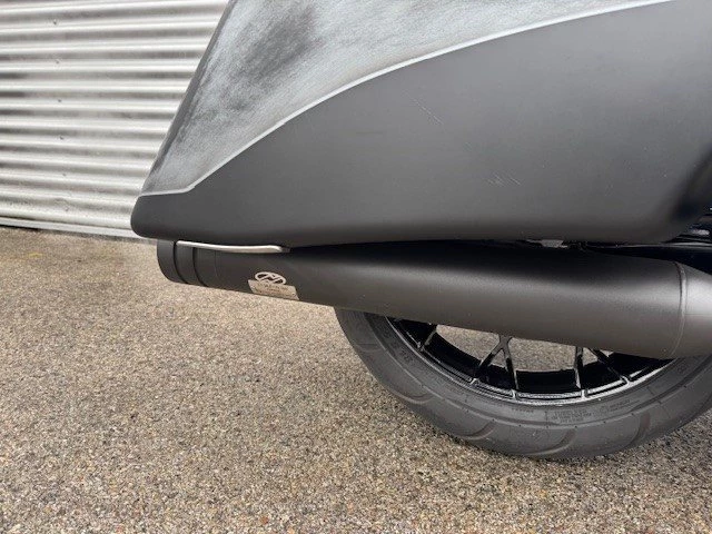 Harley-Davidson Touring Road Glide Special FLTRXS (Premium Sonderlackierung) - Bild 10