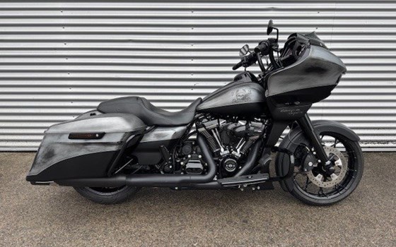 Gebrauchtmotorrad Harley-Davidson Touring Road Glide Special FLTRXS - Bild 2 Gebrauchtmotorrad Harley-Davidson Touring Road Glide Special FLTRXS - Bild 2