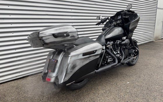 Gebrauchtmotorrad Harley-Davidson Touring Road Glide Special FLTRXS - Bild 3 Gebrauchtmotorrad Harley-Davidson Touring Road Glide Special FLTRXS - Bild 3