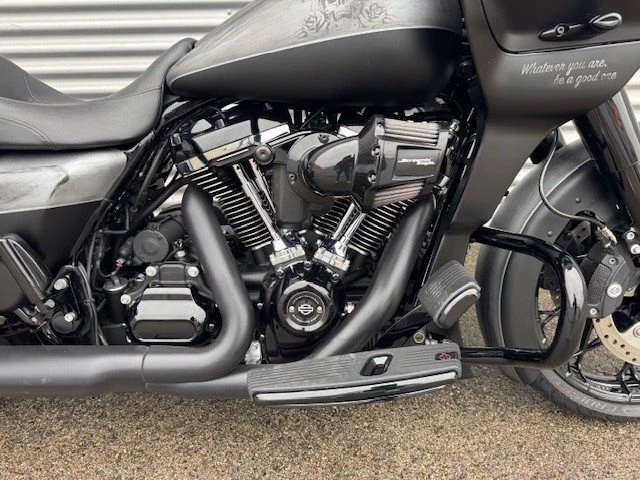 Harley-Davidson Touring Road Glide Special FLTRXS (Premium Sonderlackierung) - Bild 4