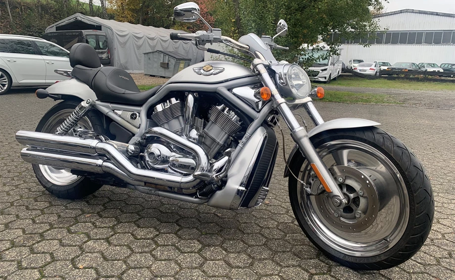 Offer Harley-Davidson V-Rod VRSCA Bild 4: Offer Harley-Davidson V-Rod VRSCA