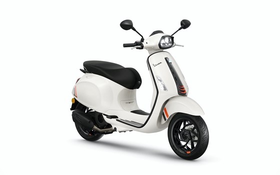 Neufahrzeug Vespa Sprint 125 Sport iGET - Bild 3 Neufahrzeug Vespa Sprint 125 Sport iGET - Bild 3