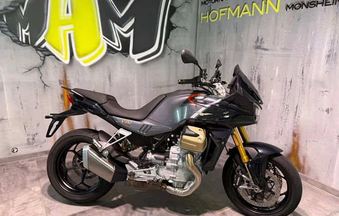 Moto Guzzi V100 Mandello S