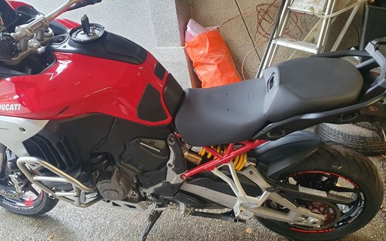 Gebrauchtmotorrad Ducati Multistrada V4 S - Bild 3 Gebrauchtmotorrad Ducati Multistrada V4 S - Bild 3