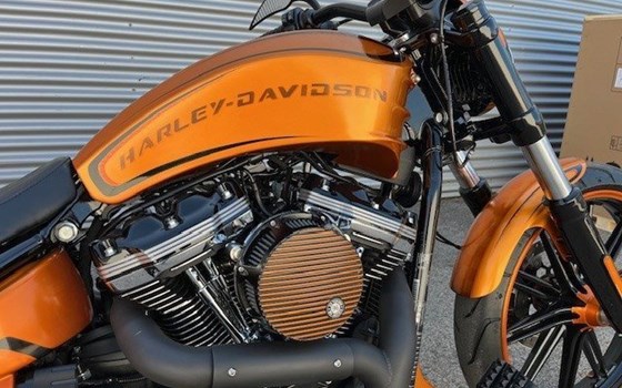 Gebrauchtmotorrad Harley-Davidson Softail Breakout 114 FXBRS - Bild 3 Gebrauchtmotorrad Harley-Davidson Softail Breakout 114 FXBRS - Bild 3