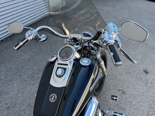 Harley-Davidson Dyna Super Glide Custom FXDC (Vivid Black) - Bild 5