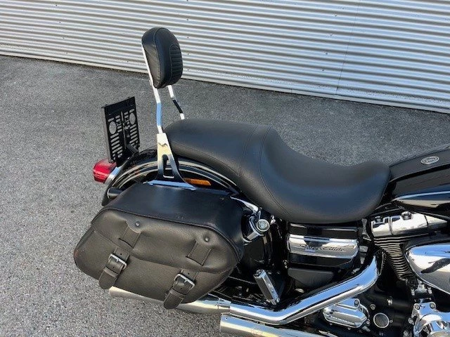 Harley-Davidson Dyna Super Glide Custom FXDC (Vivid Black) - Bild 6