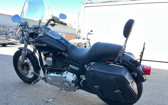 Gebrauchtmotorrad Harley-Davidson Dyna Super Glide Custom FXDC - Bild 9 Gebrauchtmotorrad Harley-Davidson Dyna Super Glide Custom FXDC - Bild 9