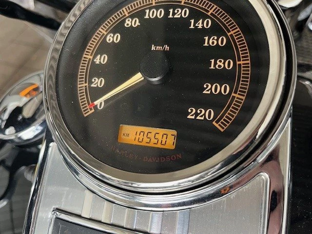 Harley-Davidson Touring Road King FLHR (Vivid Black) - Bild 11