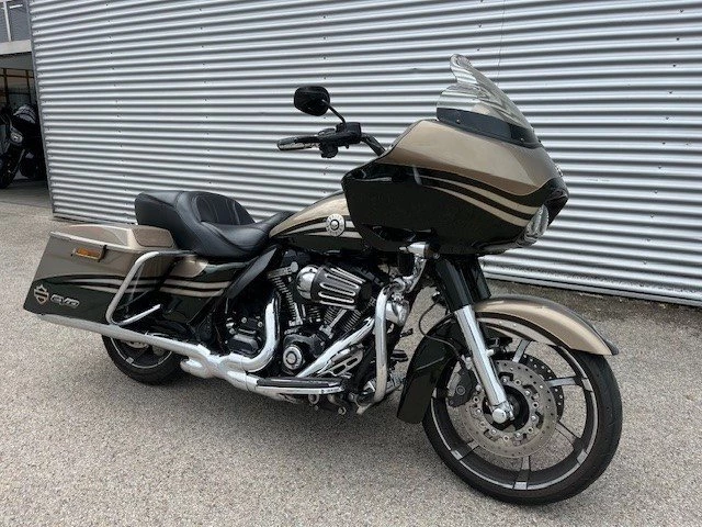 Harley-Davidson CVO Road Glide FLTRXSE (Roman Gold & Burnt Emerald) - Bild 4