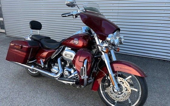 Gebrauchtmotorrad Harley-Davidson CVO Road King FLHRSE - Bild 4