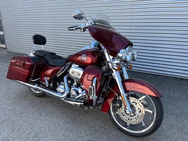 Harley-Davidson CVO Road King FLHRSE (Burgundy Blaze) - Bild 4