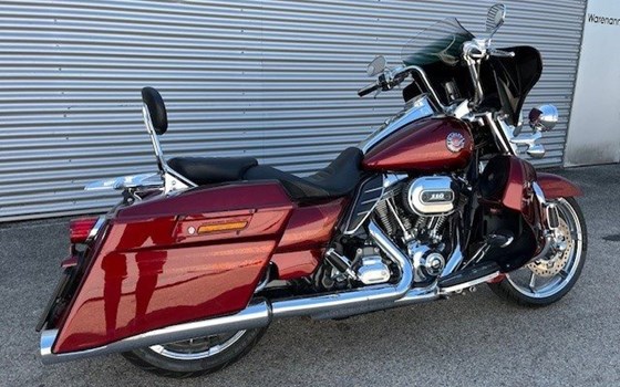 Gebrauchtmotorrad Harley-Davidson CVO Road King FLHRSE - Bild 9