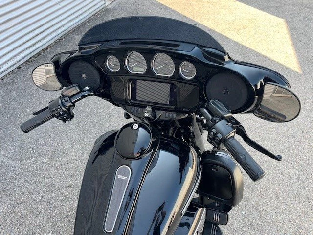 Harley-Davidson Touring Street Glide Special FLHXS (Vivid Black) - Bild 5