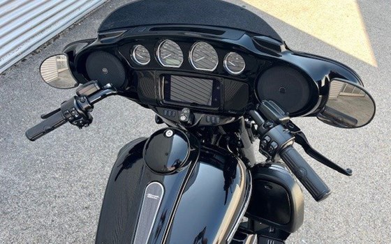 Gebrauchtmotorrad Harley-Davidson Touring Street Glide Special FLHXS - Bild 5 Gebrauchtmotorrad Harley-Davidson Touring Street Glide Special FLHXS - Bild 5