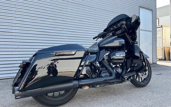 Gebrauchtmotorrad Harley-Davidson Touring Street Glide Special FLHXS - Bild 8 Gebrauchtmotorrad Harley-Davidson Touring Street Glide Special FLHXS - Bild 8