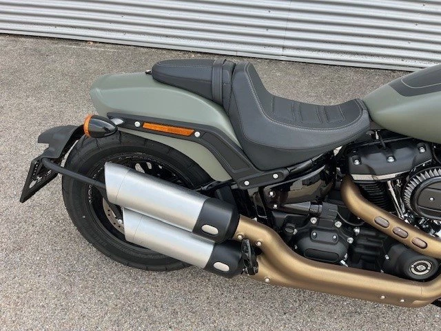 Harley-Davidson Softail Fat Bob 114 FXFBS (Deadwood Green Denim) - Bild 6
