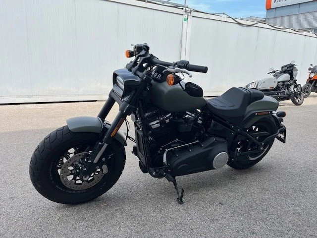 Harley-Davidson Softail Fat Bob 114 FXFBS (Deadwood Green Denim) - Bild 9