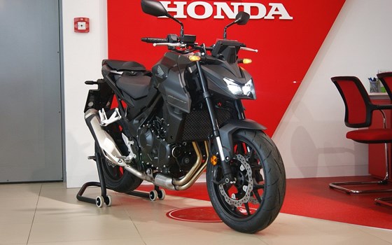 Neufahrzeug Honda CB750 Hornet - Bild 2 Neufahrzeug Honda CB750 Hornet - Bild 2