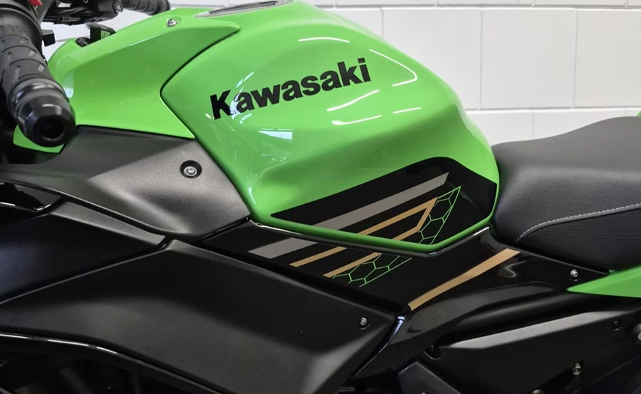 Angebot Kawasaki Ninja 650 Bild 16: Angebot Kawasaki Ninja 650