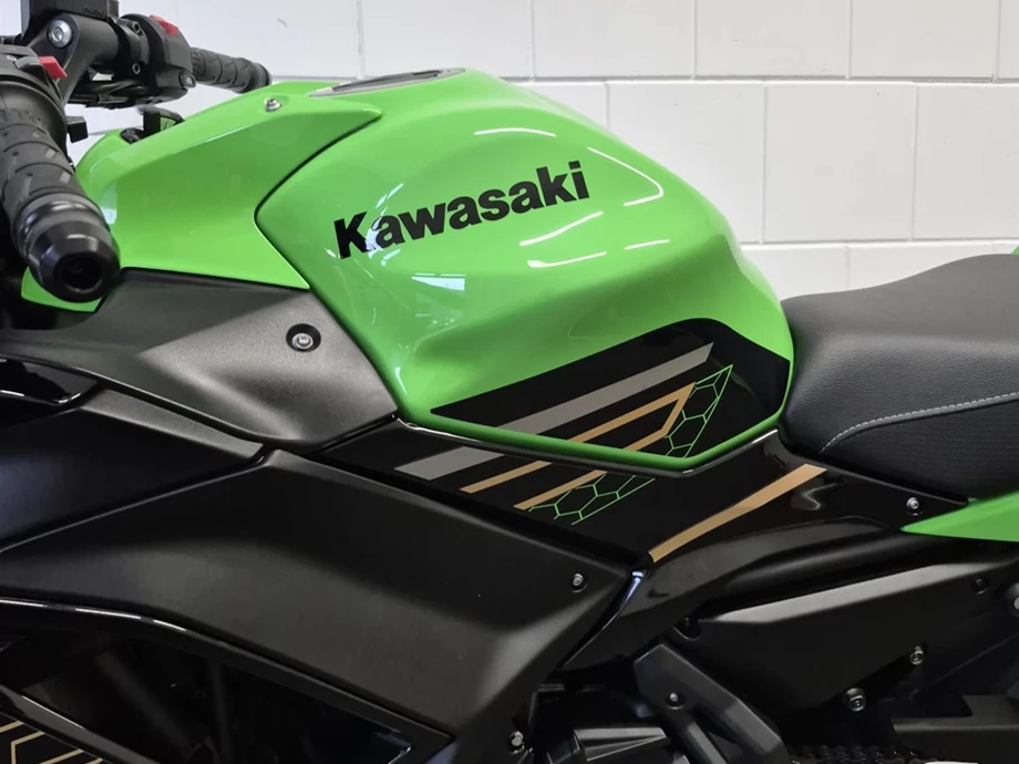 Angebot Kawasaki Ninja 650 Bild 16: Angebot Kawasaki Ninja 650
