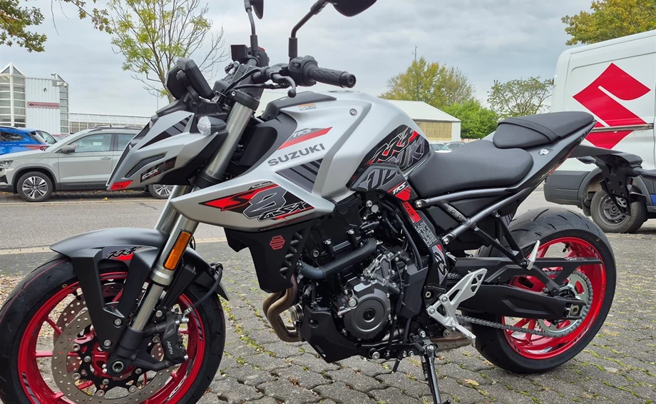 Angebot Suzuki GSX-8S Bild 6: Angebot Suzuki GSX-8S