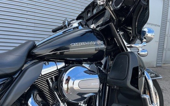 Gebrauchtmotorrad Harley-Davidson Touring Electra Glide Ultra Limited FLHTK - Bild 3 Gebrauchtmotorrad Harley-Davidson Touring Electra Glide Ultra Limited FLHTK - Bild 3