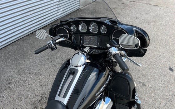Gebrauchtmotorrad Harley-Davidson Touring Electra Glide Ultra Limited FLHTK - Bild 5 Gebrauchtmotorrad Harley-Davidson Touring Electra Glide Ultra Limited FLHTK - Bild 5