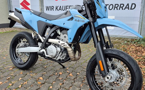 Neufahrzeug Suzuki DR-Z4SM - Bild 9