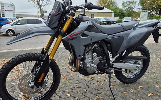 Neufahrzeug Suzuki DR-Z4S - Bild 6