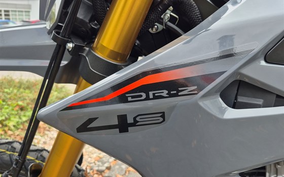 Neufahrzeug Suzuki DR-Z4S - Bild 10
