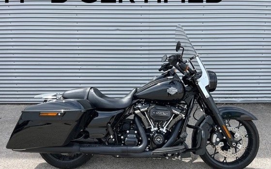 Gebrauchtmotorrad Harley-Davidson Touring Road King Special FLHRXS - Bild 1 Gebrauchtmotorrad Harley-Davidson Touring Road King Special FLHRXS - Bild 1