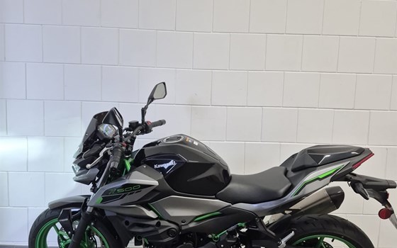 Gebrauchtmotorrad Kawasaki Z 500 SE - Bild 10