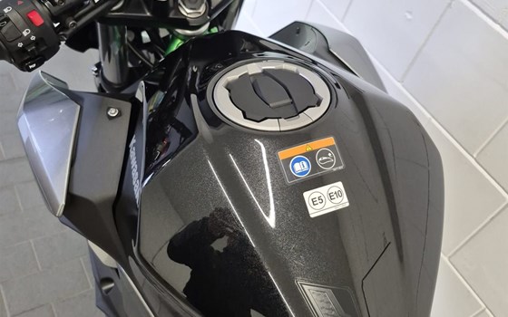 Gebrauchtmotorrad Kawasaki Z 500 SE - Bild 17