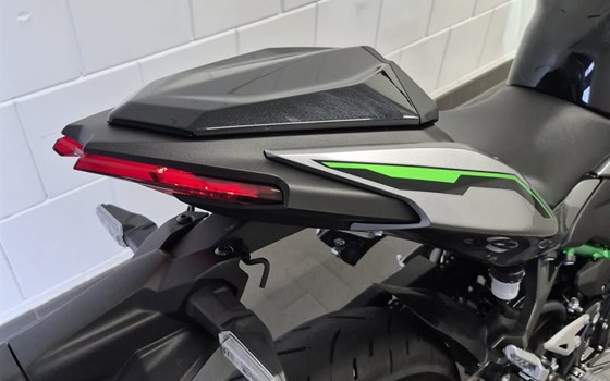 Gebrauchtmotorrad Kawasaki Z 500 SE - Bild 9