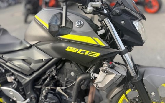 Gebrauchtmotorrad Yamaha MT-03 - Bild 3