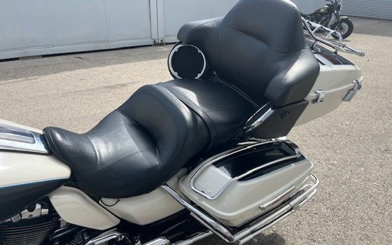 Gebrauchtmotorrad Harley-Davidson Electra Glide Ultra Classic FLHTCU - Bild 10 Gebrauchtmotorrad Harley-Davidson Electra Glide Ultra Classic FLHTCU - Bild 10