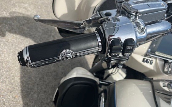 Gebrauchtmotorrad Harley-Davidson Electra Glide Ultra Classic FLHTCU - Bild 11 Gebrauchtmotorrad Harley-Davidson Electra Glide Ultra Classic FLHTCU - Bild 11