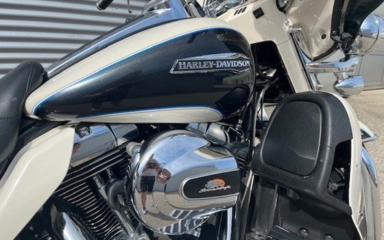 Gebrauchtmotorrad Harley-Davidson Electra Glide Ultra Classic FLHTCU - Bild 2 Gebrauchtmotorrad Harley-Davidson Electra Glide Ultra Classic FLHTCU - Bild 2