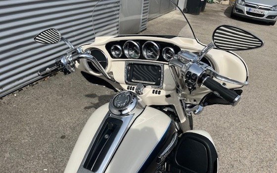 Gebrauchtmotorrad Harley-Davidson Electra Glide Ultra Classic FLHTCU - Bild 4 Gebrauchtmotorrad Harley-Davidson Electra Glide Ultra Classic FLHTCU - Bild 4