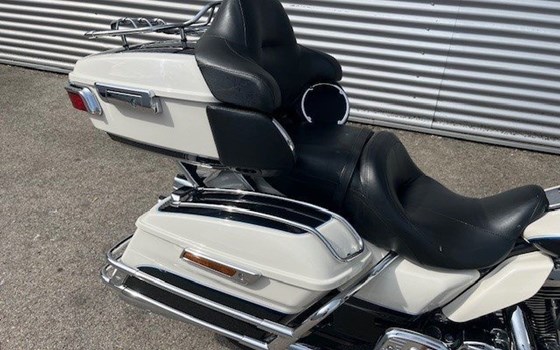 Gebrauchtmotorrad Harley-Davidson Electra Glide Ultra Classic FLHTCU - Bild 5 Gebrauchtmotorrad Harley-Davidson Electra Glide Ultra Classic FLHTCU - Bild 5