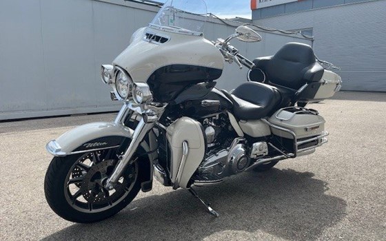Gebrauchtmotorrad Harley-Davidson Electra Glide Ultra Classic FLHTCU - Bild 9 Gebrauchtmotorrad Harley-Davidson Electra Glide Ultra Classic FLHTCU - Bild 9