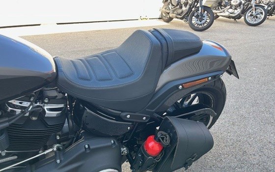 Gebrauchtmotorrad Harley-Davidson Softail Fat Bob 114 FXFBS - Bild 12 Gebrauchtmotorrad Harley-Davidson Softail Fat Bob 114 FXFBS - Bild 12