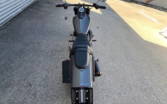 Gebrauchtmotorrad Harley-Davidson Softail Fat Bob 114 FXFBS - Bild 9 Gebrauchtmotorrad Harley-Davidson Softail Fat Bob 114 FXFBS - Bild 9