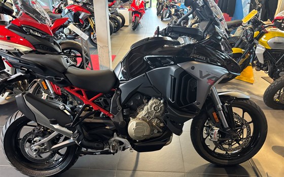 Gebrauchtmotorrad Ducati Multistrada V4 S - Bild 1