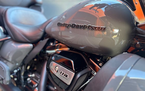 Gebrauchtmotorrad Harley-Davidson Touring Electra Glide Ultra Limited FLHTK - Bild 4 Gebrauchtmotorrad Harley-Davidson Touring Electra Glide Ultra Limited FLHTK - Bild 4