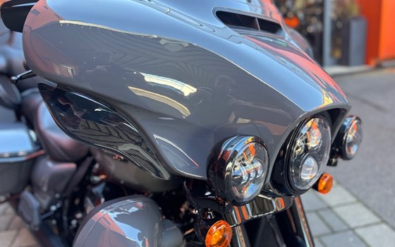 Gebrauchtmotorrad Harley-Davidson Touring Electra Glide Ultra Limited FLHTK - Bild 6 Gebrauchtmotorrad Harley-Davidson Touring Electra Glide Ultra Limited FLHTK - Bild 6