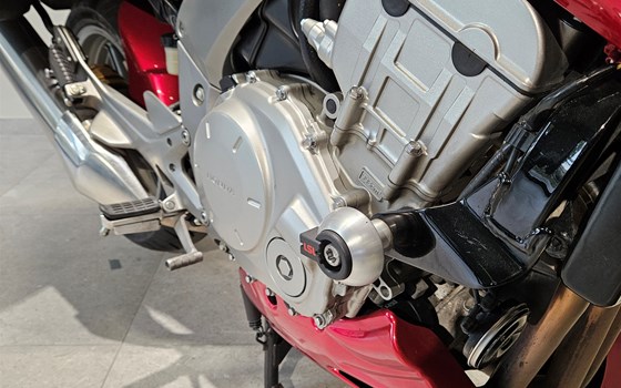 Gebrauchtmotorrad Honda CBF 1000 F - Bild 4 Gebrauchtmotorrad Honda CBF 1000 F - Bild 4