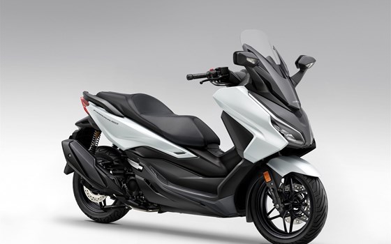 Neufahrzeug Honda Forza 350 - Bild 7 Neufahrzeug Honda Forza 350 - Bild 7